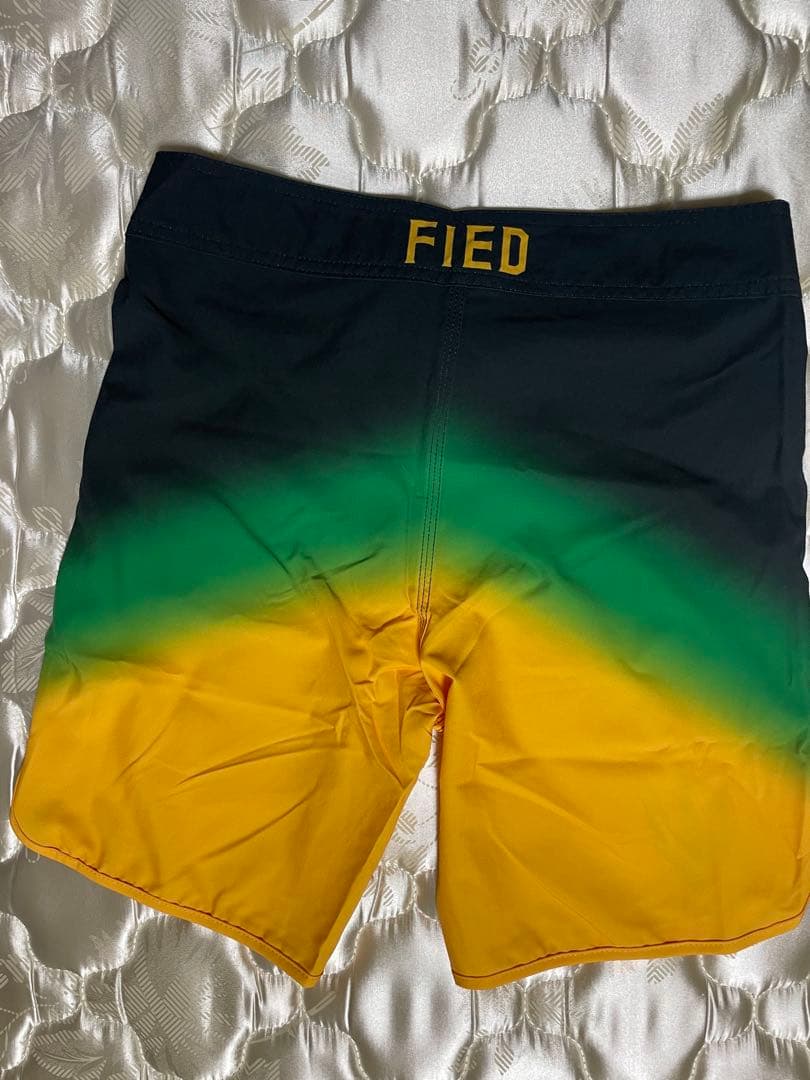 FIEDファイドサーフパンツ 28インチ V5完売品 新品未使用