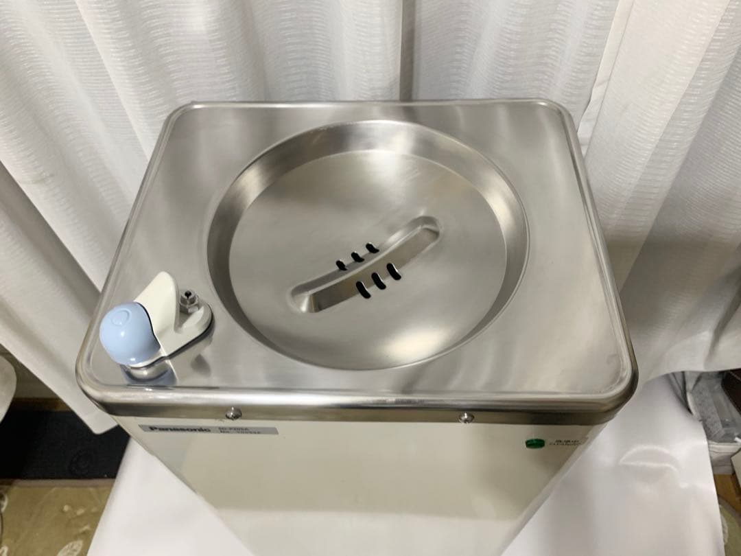 パナソニック 床置き型ウォータークーラー SD-P205A