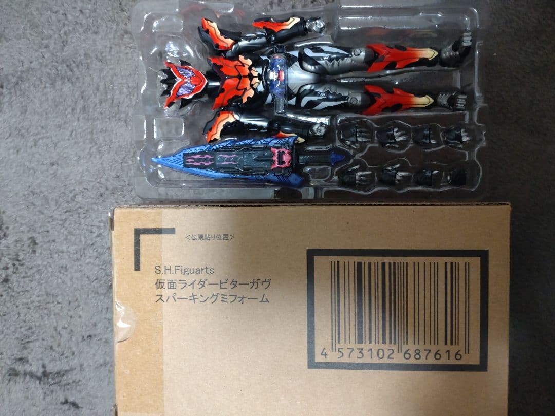 仮面ライダーカヴ　SHフィギュアーツ　セット