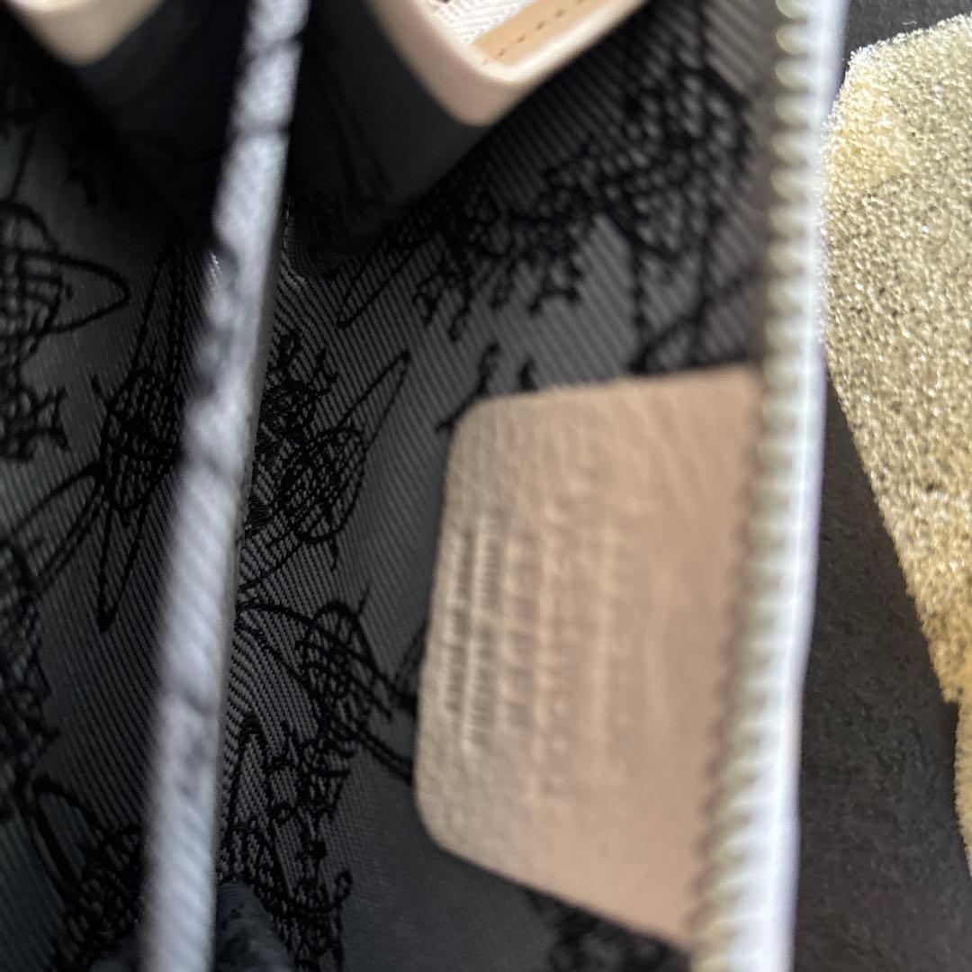 ヴィヴィアン・ウエストウッド財布