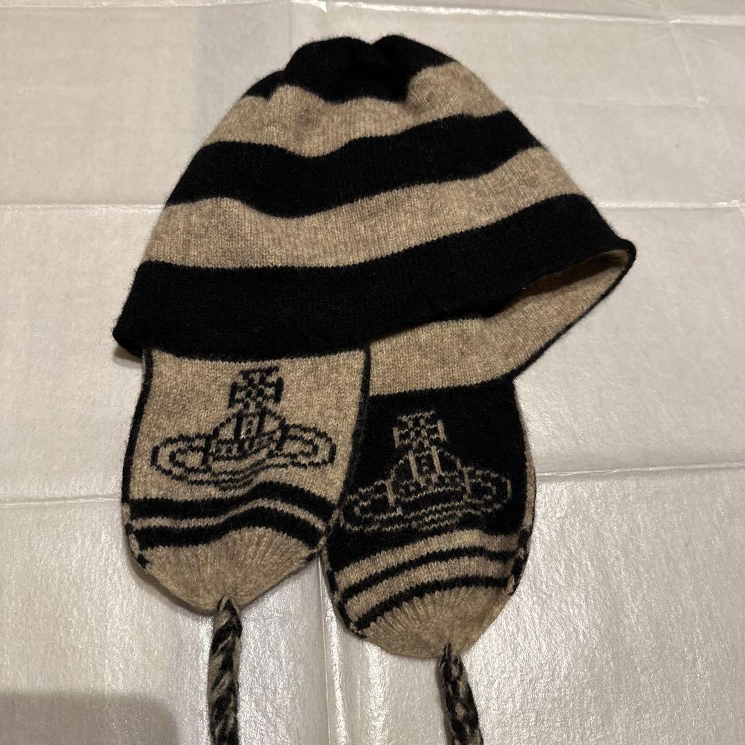 ヴィヴィアンウエストウッド　耳あて付きニット帽　ストライプ