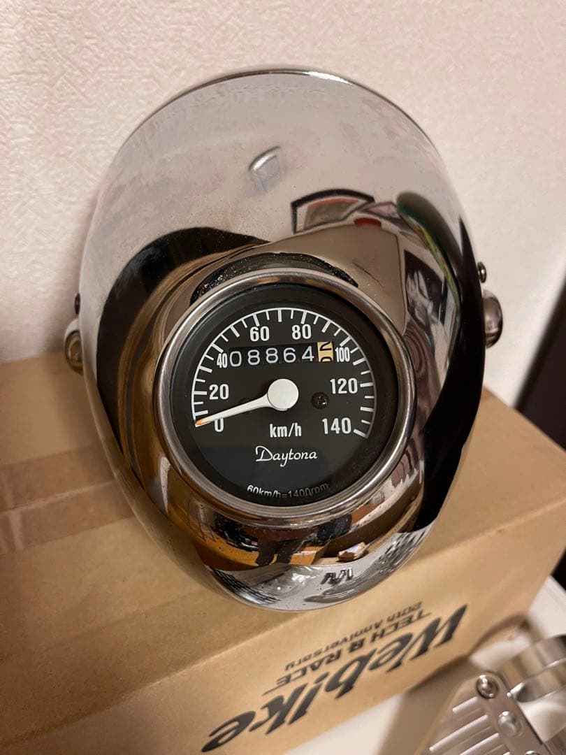 デイトナ製　ビンテージヘッドライトメーターセット