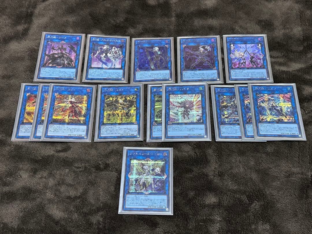 遊戯王 閃刀姫デッキ 高レアリティ エクストラ、サイドデッキ付き おまけ付き