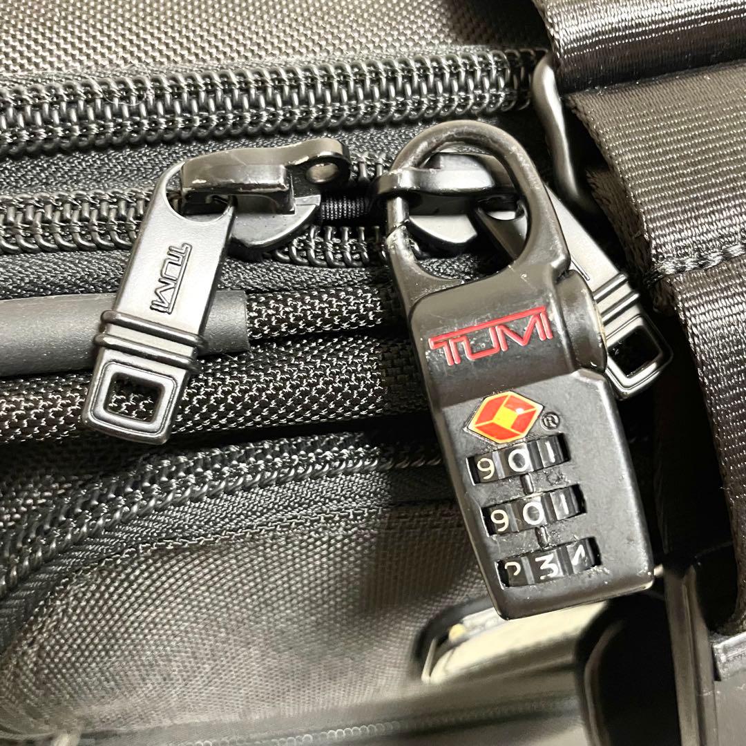 【訳あり特価】TUMI トゥミ キャリーケース ブラック 22020DH