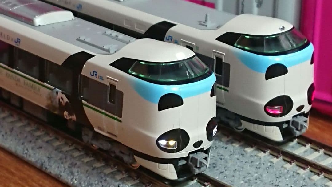 Nゲージ KATO 287系 パンダくろしお Smileアドベンチャートレイン