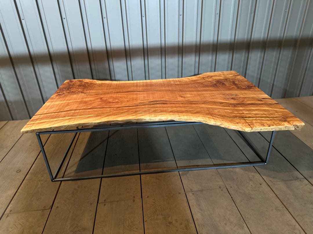 【最終価格！早い者勝ち！】栃　トチ　一枚板テーブル　店舗什器　ディスプレイ