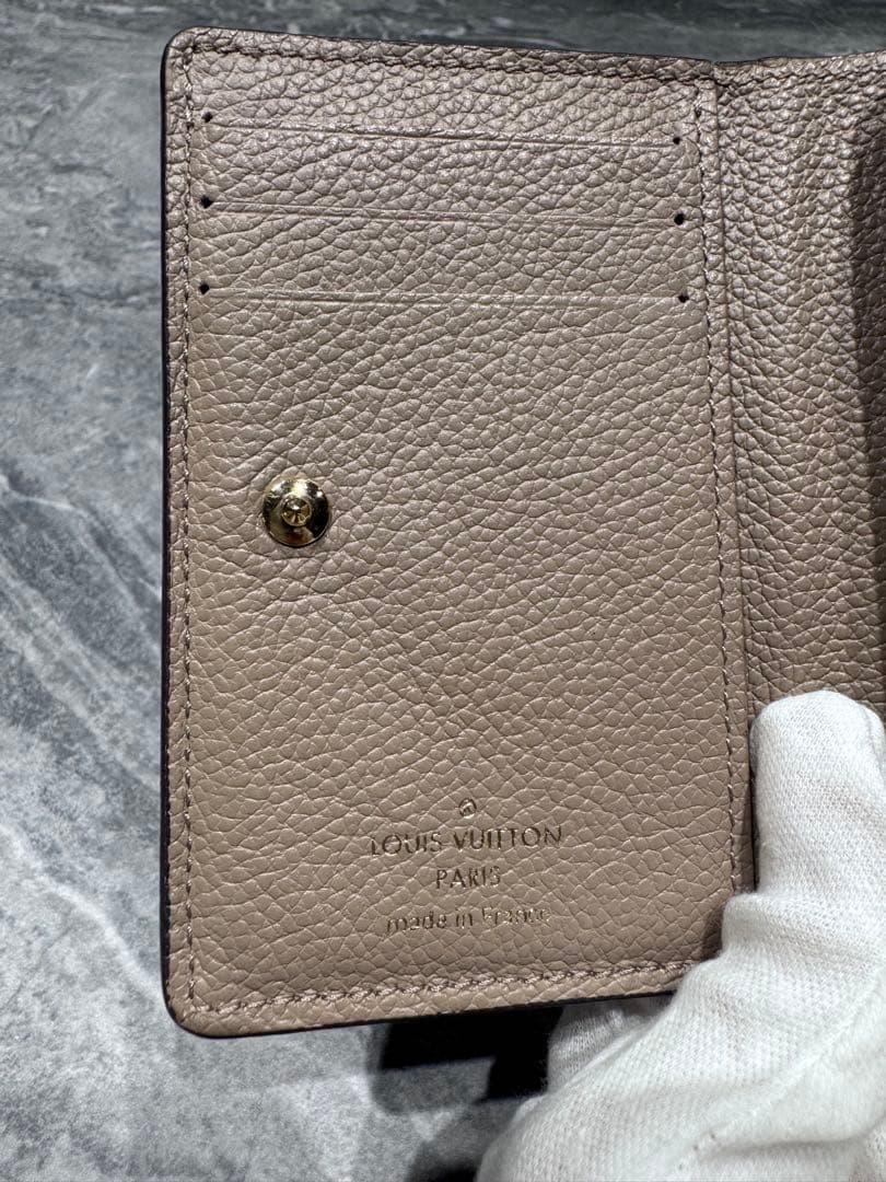 Louis Vuitton ポルトフォイユ　クレア　トゥルトレール　二つ折り財布