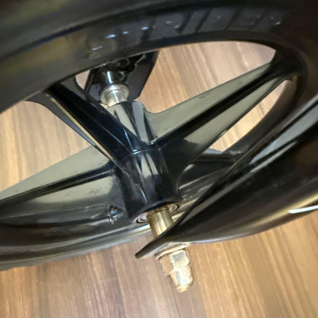 2025年 8月 STRIDER ストライダー スポーツモデル 12インチ