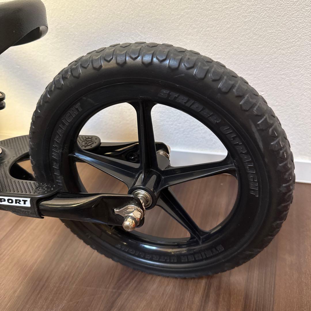 2025年 8月 STRIDER ストライダー スポーツモデル 12インチ