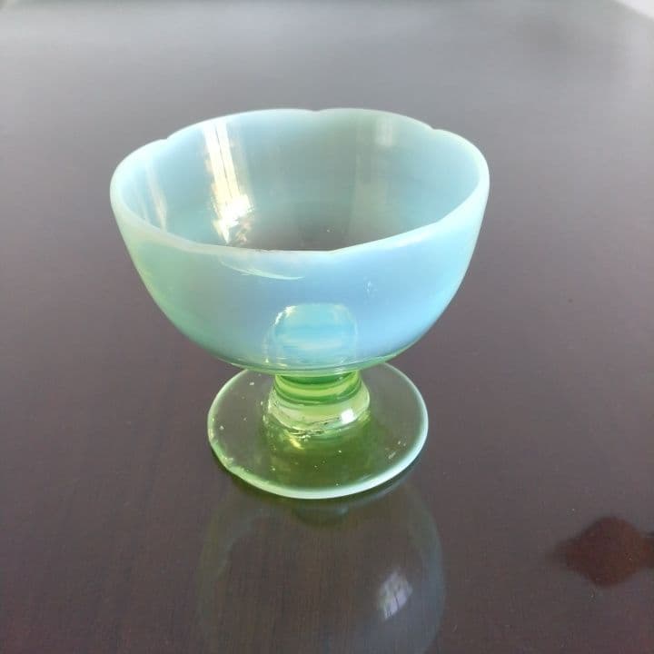 和ガラス 乳白ガラス被せ ウランガラス 2色氷コップ 大正ロマン