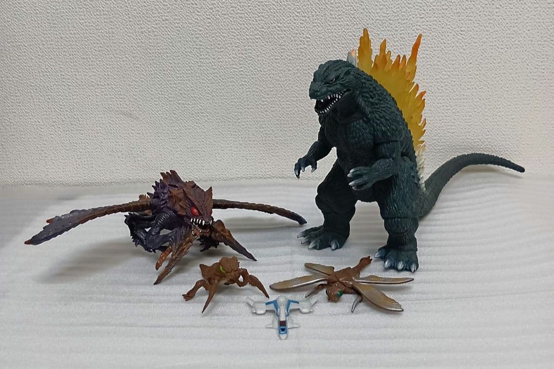 平成レトロ♪ゴジラ＆メガギラス フィギュア