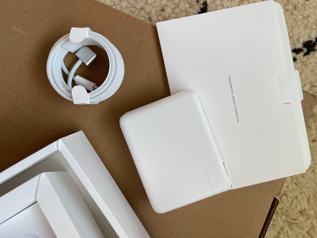 美品 MacBook Pro 16 M2 Max 64GB XDR M3 4 5