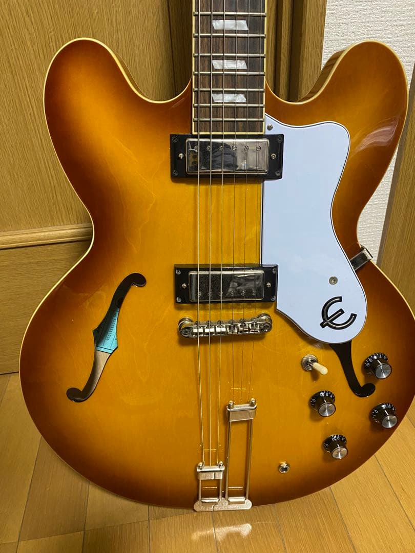 Epiphone Riviera  Tan エピフォン　セミアコ