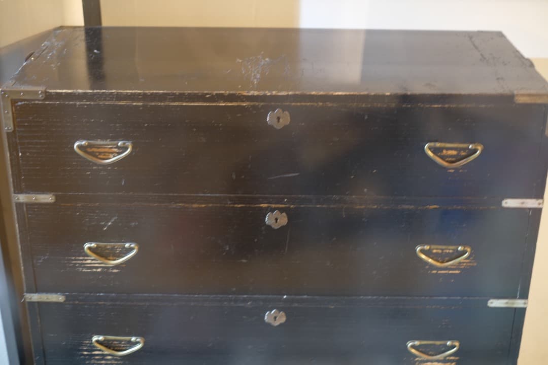 11/8迄出品 桐材漆塗時代箪笥（京都） ② 京箪笥 アンティーク