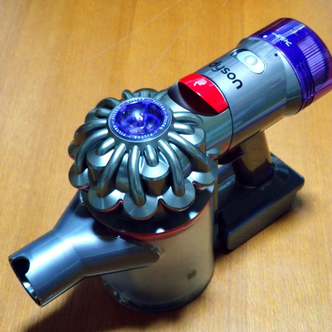 ダイソンV8 SV10K掃除機＋マキタ18vアダプターセット分解清掃済み 動作品