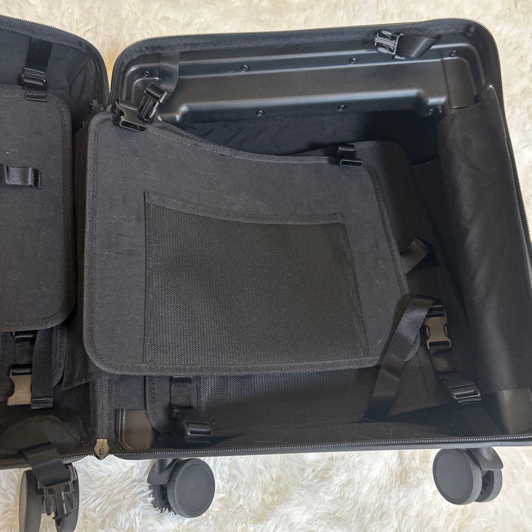 VELO 3段階可変式スーツケース 40〜72リットル　ブラック