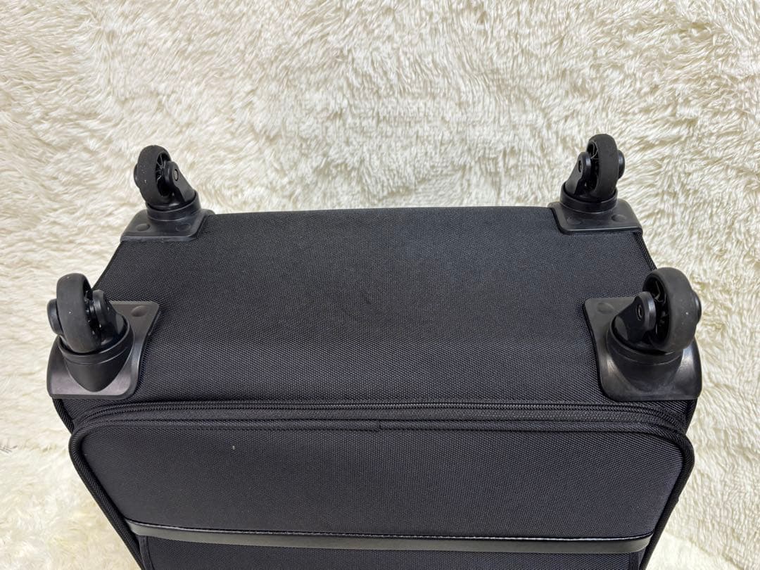 超軽量 美品 【エース】ソフトキャリーケース 57L TSAロック ブラック