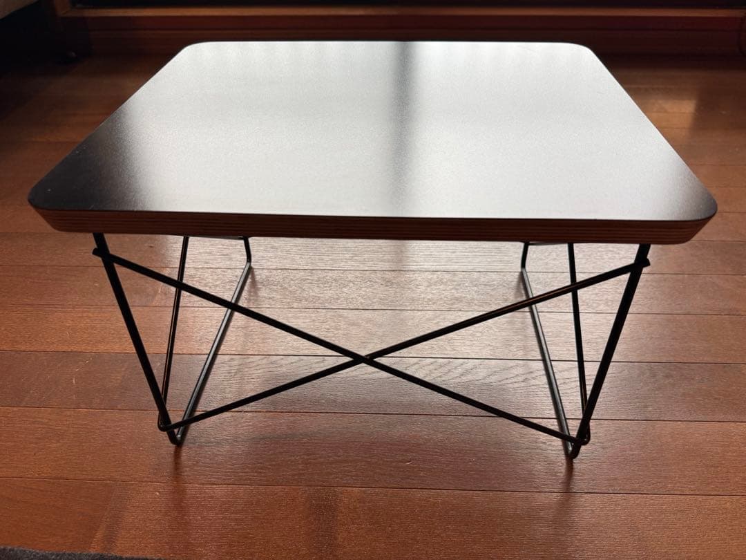 ハーマンミラー イームズワイヤーベーステーブル ブラック×ブラック