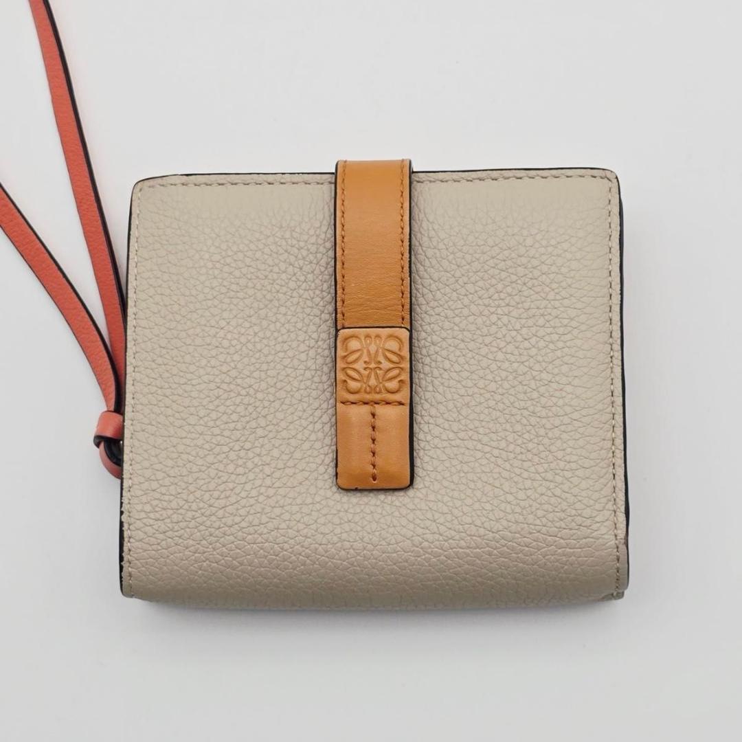 LOEWE ロエベ トライフォールド コンパクトウォレット 二つ折 アナグラム.