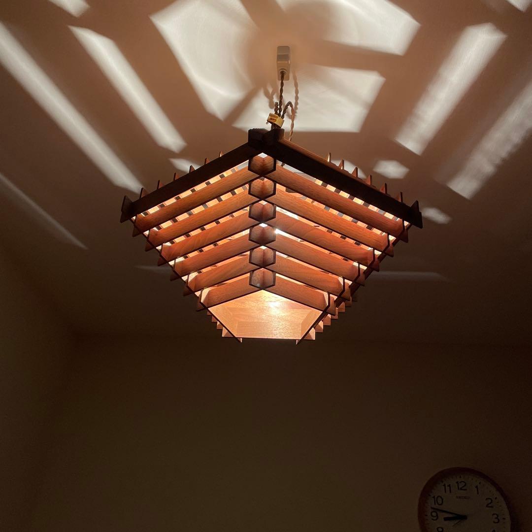 ウニコ　ZEONG APROZ 木製ペンダントライト 階層デザイン