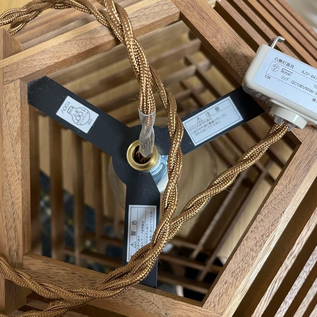 ウニコ　ZEONG APROZ 木製ペンダントライト 階層デザイン