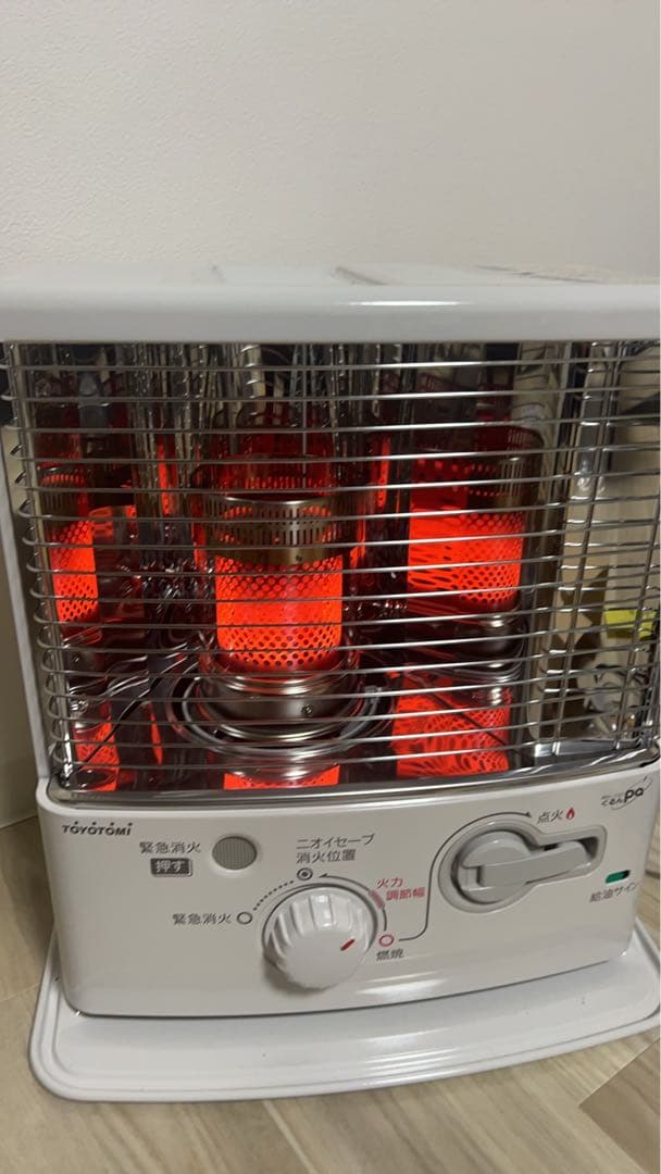 トヨトミ TOYOTOMI 石油ストーブ 電池レス RS-G2424-W