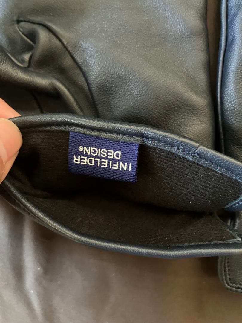 インフィールダーデザイン　ヤンキース　本革　手袋　スマホタッチ　ネイビー