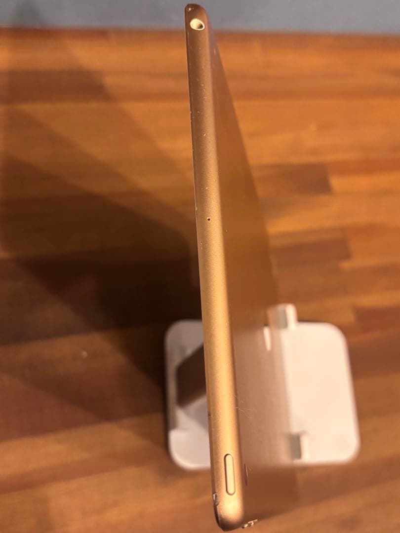 雪さん専用 Apple iPad 第8世代 ゴールド 本体