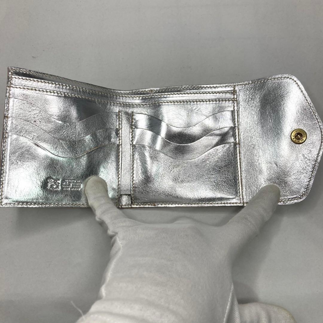 希少未使用 イルビゾンテILBISONTE がま口 折り財布 ロゴ型押しシルバー