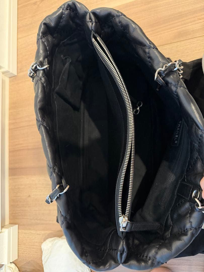 2日間のみ出品。激特価！CHANELシャネルカーフスキンチェーンショルダーバック