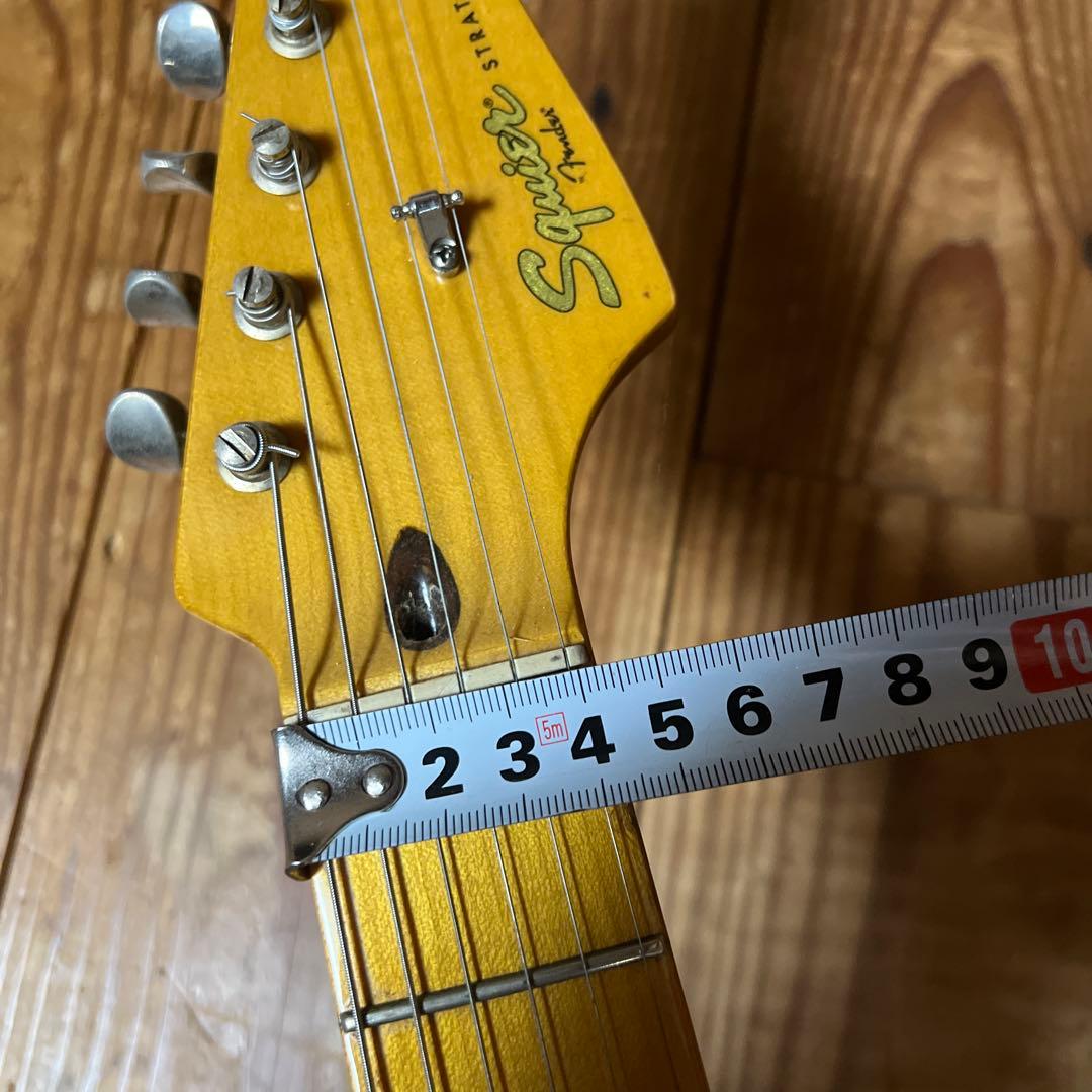 Squier Stratocaster ホワイト