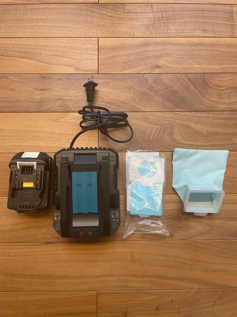 マキタ 18V 充電式 掃除機 CL282FDZCW