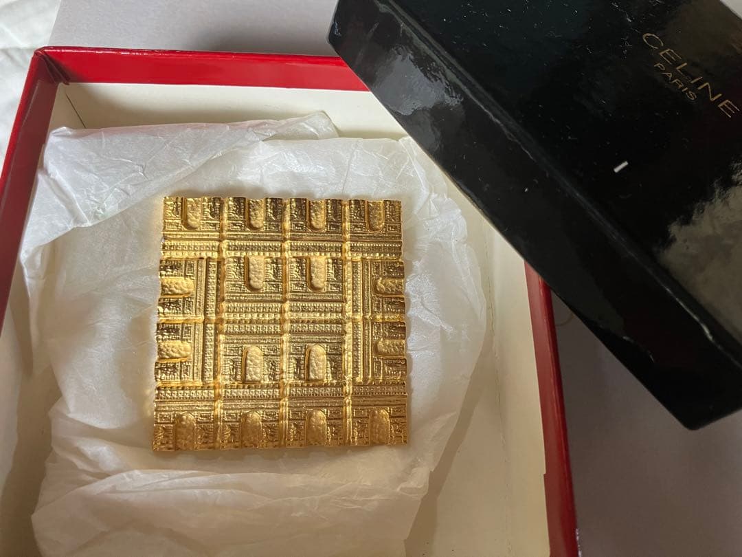 【超希少・美品】CELINE セリーヌ　凱旋門 ブローチ ヴィンテージ ゴールド