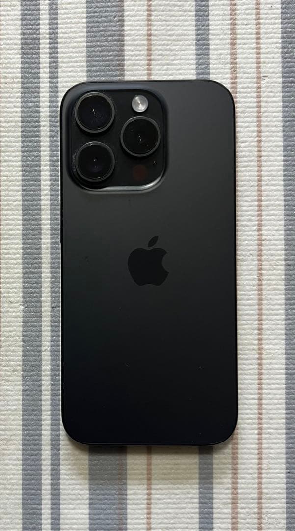 訳品　iPhone 15 Pro 128GB 　SIMフリー
