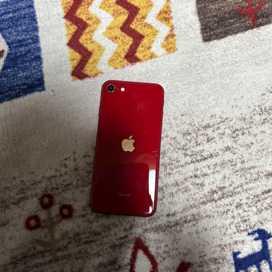 Apple iPhone 8レッド本体