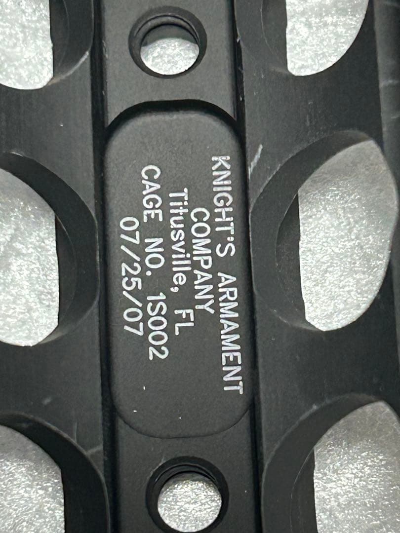 〈美品〉実物 Knight's Armament KAC ナイツ ハンドガード