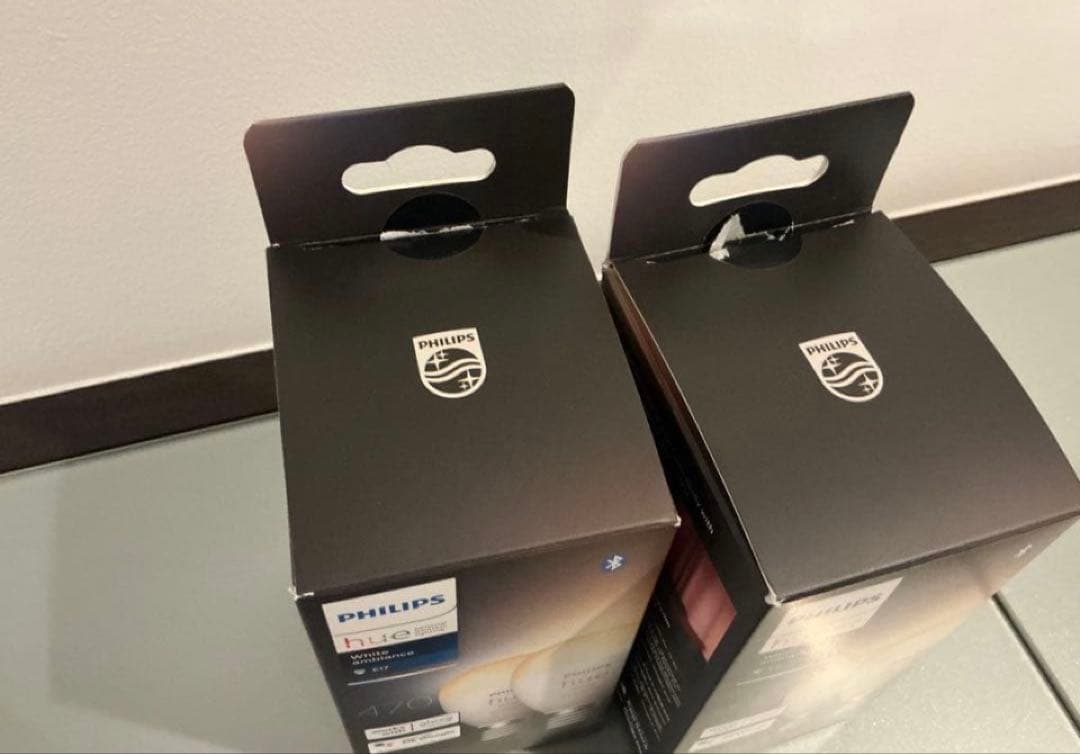 PHILIPS hue White Ambiance LED電球 2個セット×2