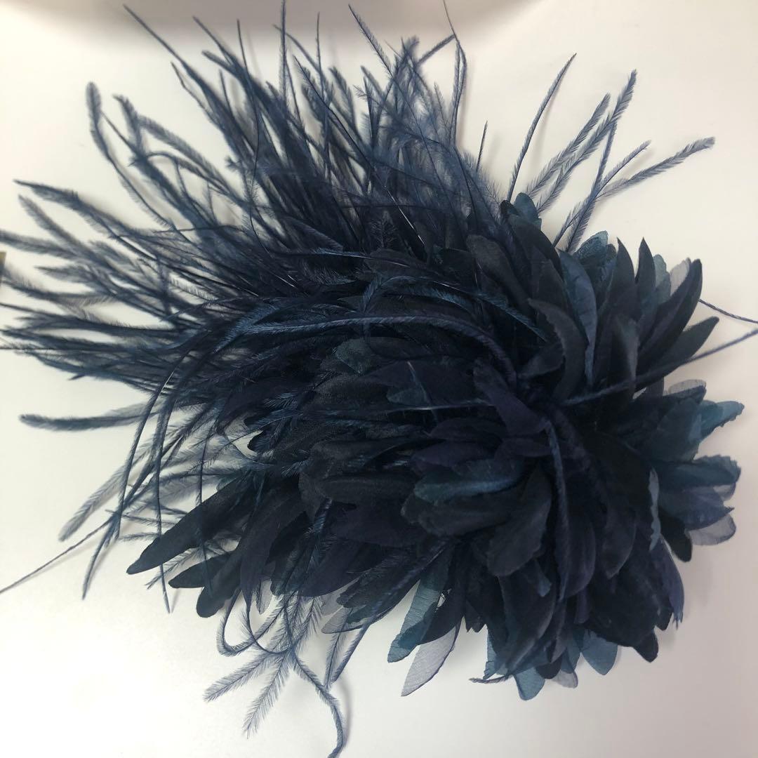 L'Appartement INDRESSオーストリッチフェザーコサージュ