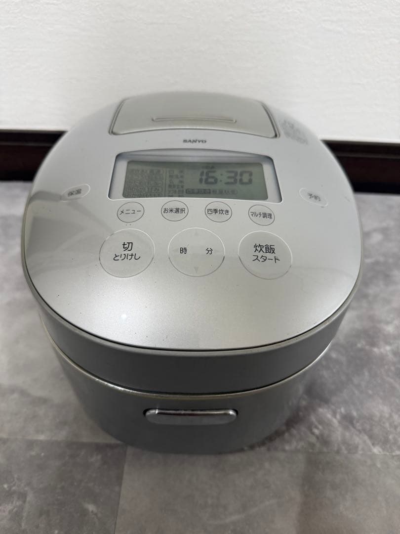 SANYO ECJ-XP1000A 圧力IHジャー炊飯器　シルバー　ジャンク