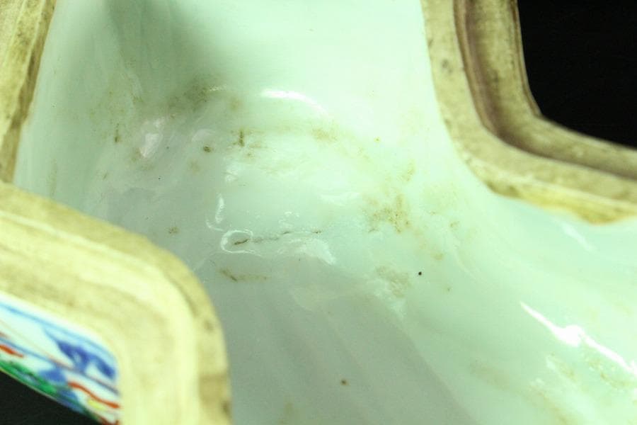 中国美術 赤絵雲龍紋 蓮菱 蓋物 大明嘉靖年製 書(K-A718)