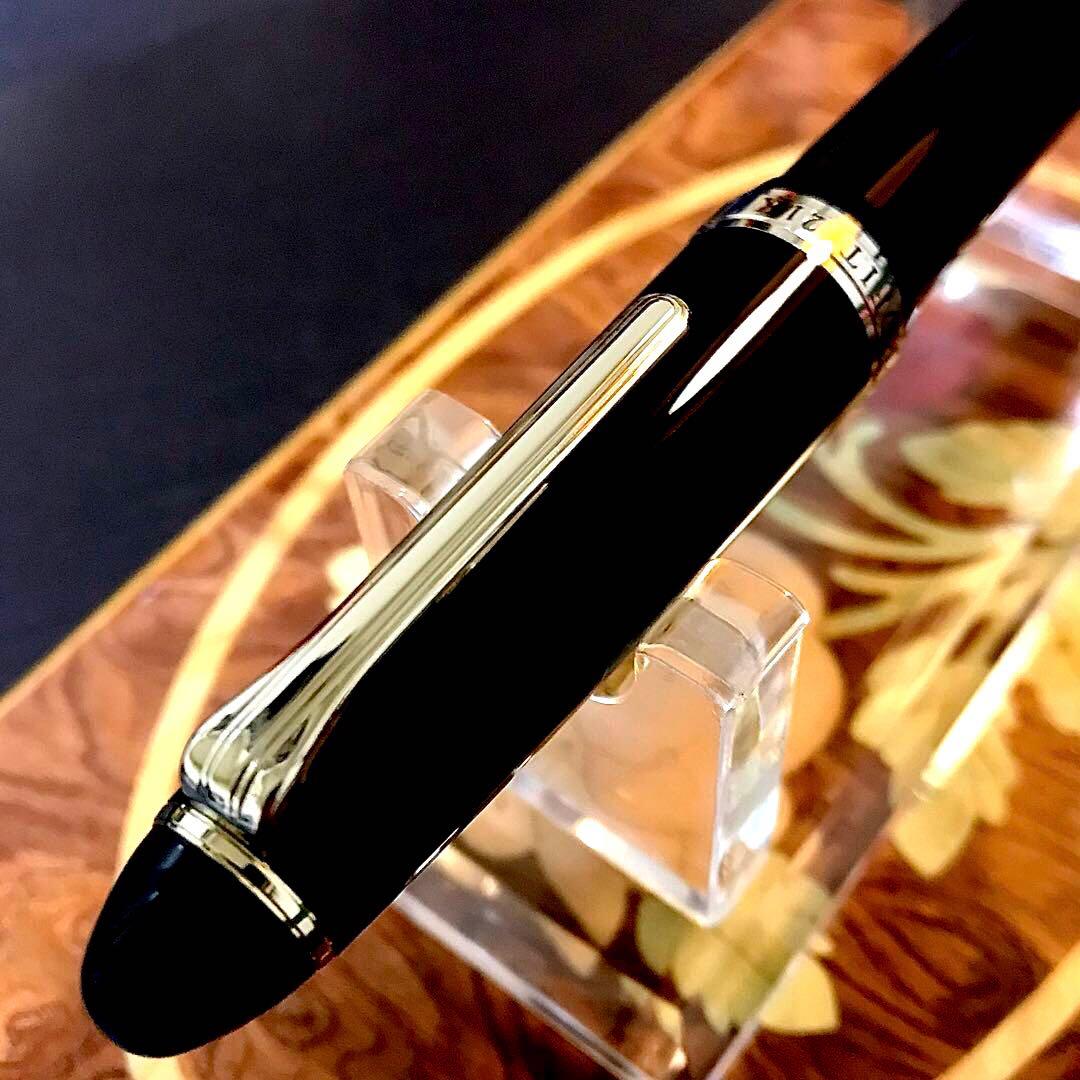 ☆ほぼ新品未使用☆書き味最高☆セーラー 万年筆プロフィット21（H-Ｆ)