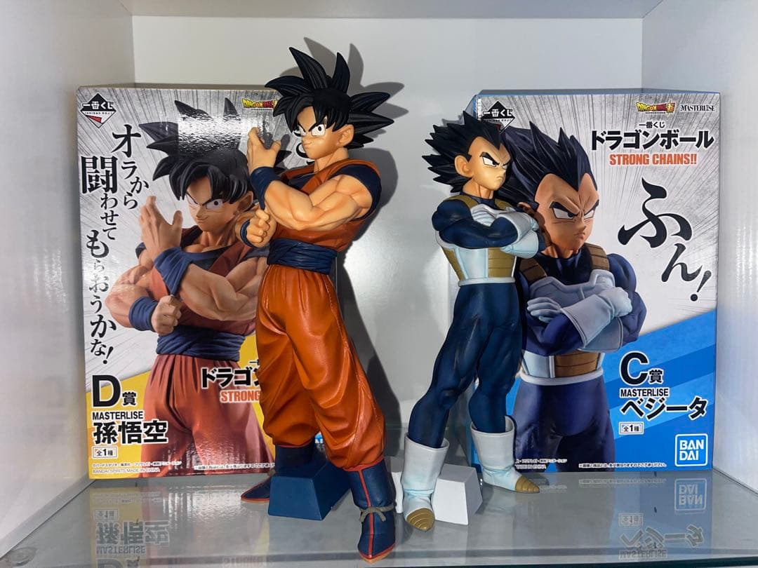 ドラゴンボール STRONG CHAINS 孫悟空 ベジータ　国内正規品