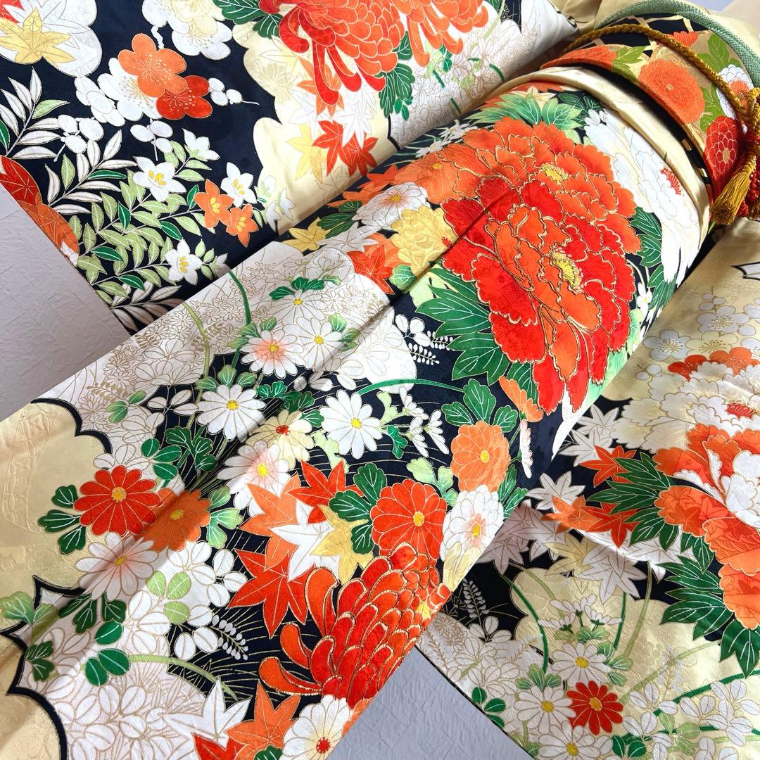 445 振袖フルセット 正絹 クリーム 橙 黒 金彩 駒刺繍 豪華 レトロ 古典