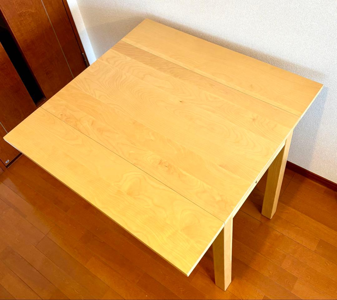 美品　送料込　IKEA ダイニング　テーブル　Bjursta 伸縮式　1人　2人