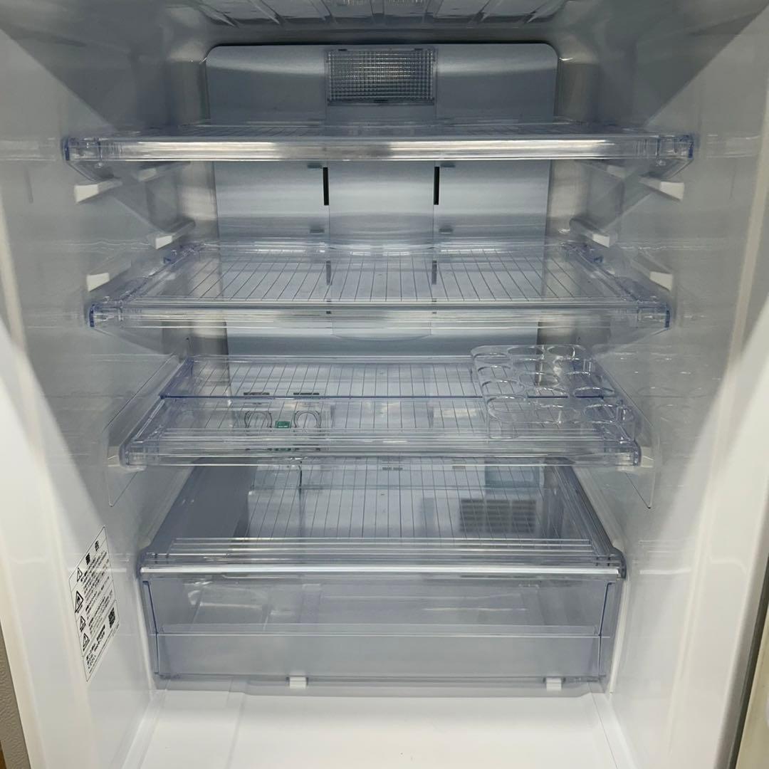 843 SHARP 冷蔵庫　容量300l〜400l 一人暮らし　同棲向け　小型