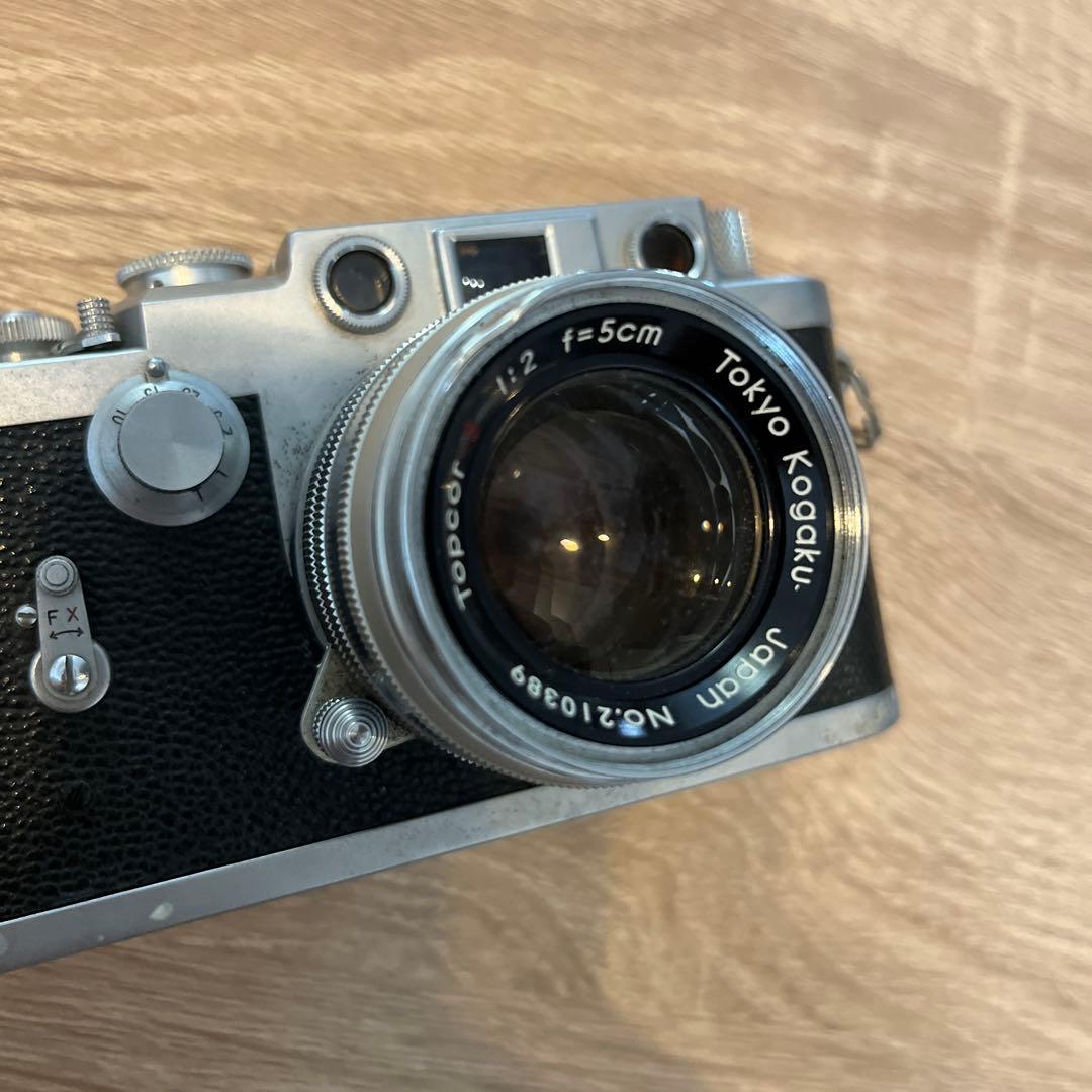 Leotax F レンジファインダーカメラ