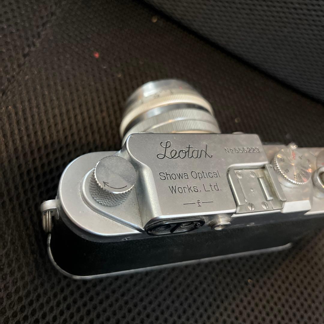 Leotax F レンジファインダーカメラ