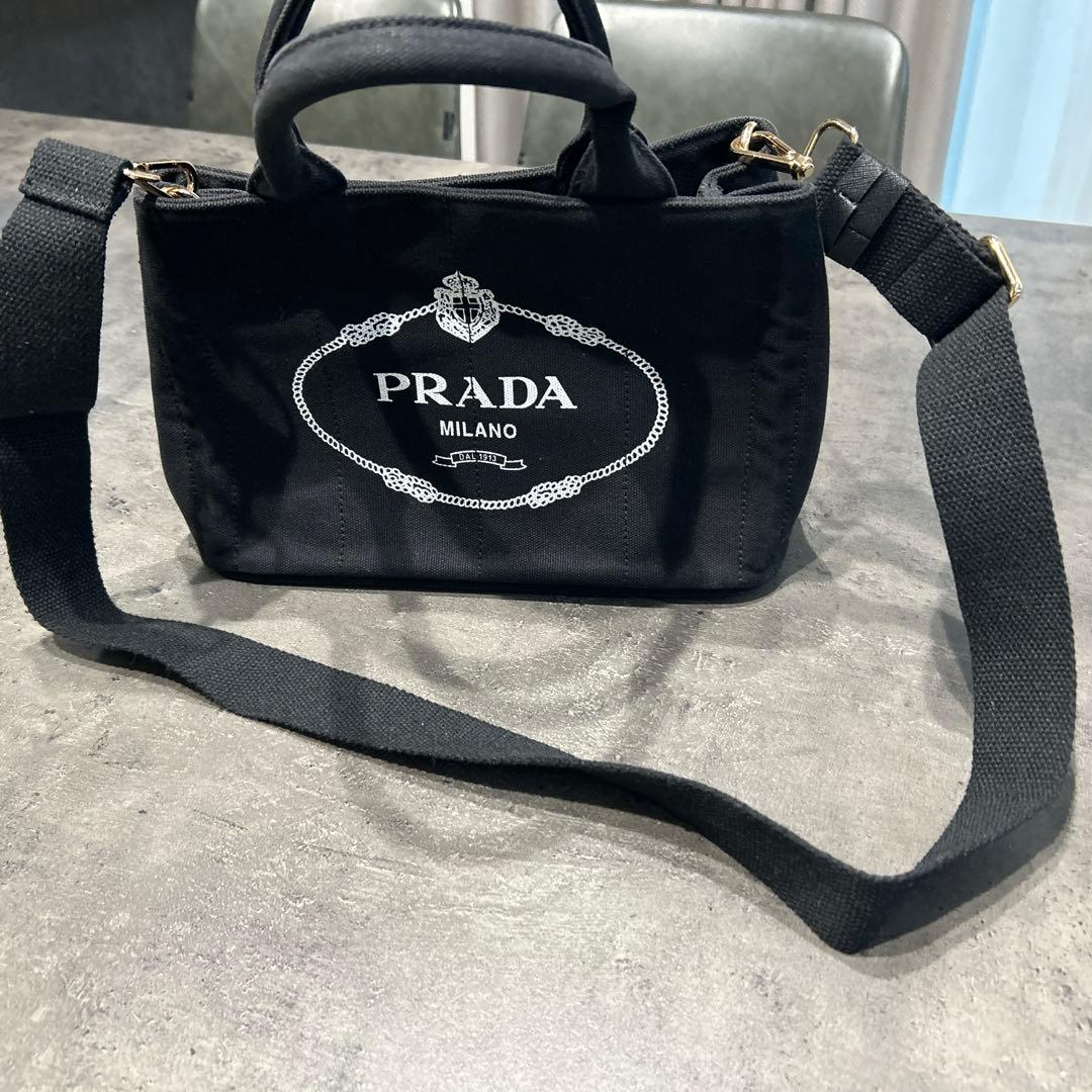 PRADA ノベルティ　バック　カナパ