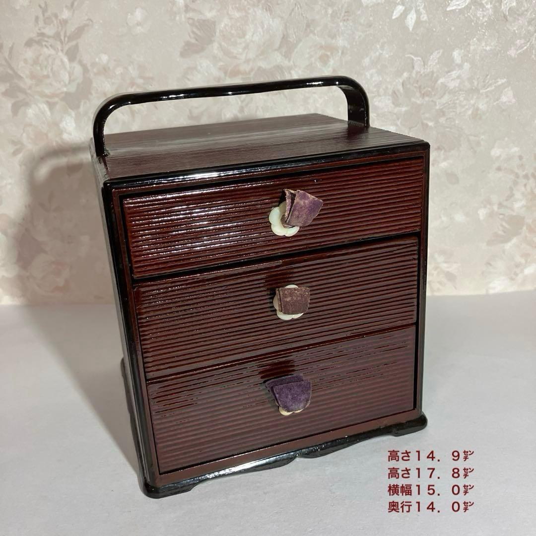 骨董紅溜塗り手提げ付き三段菓子箪笥