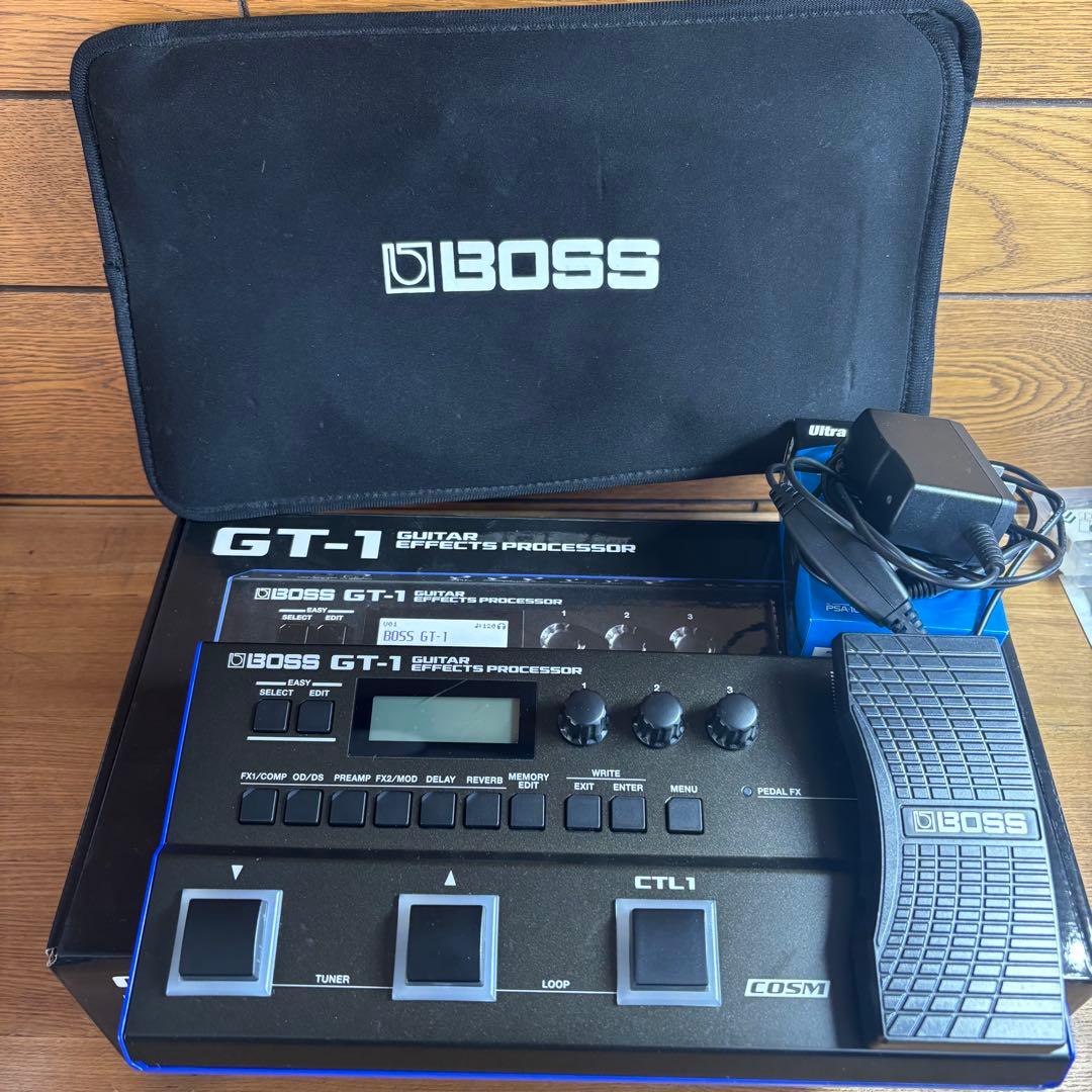 【美品】BOSS GT-1 マルチエフェクター 箱、アダプター、スリーブケース付